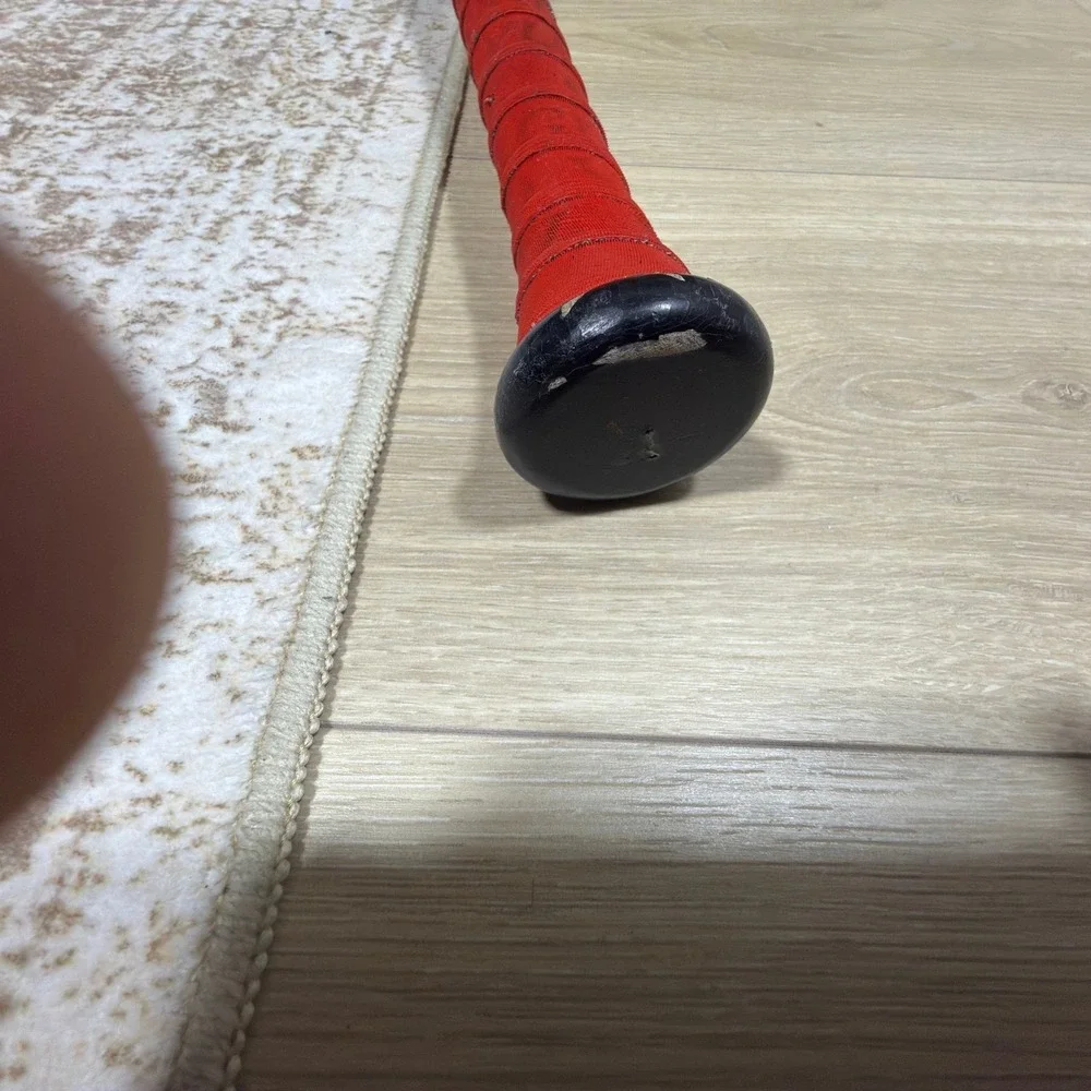 Goliath Youth G271 Baseball Bat – Power, Precision, and Maple Performance